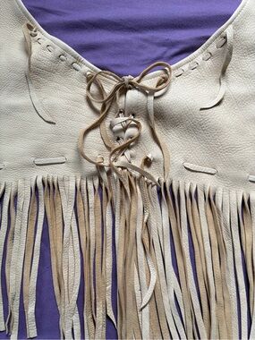 Vintage ELITE Handmade Leather Halter
Butter Soft /Pristine/Never Worn Condition